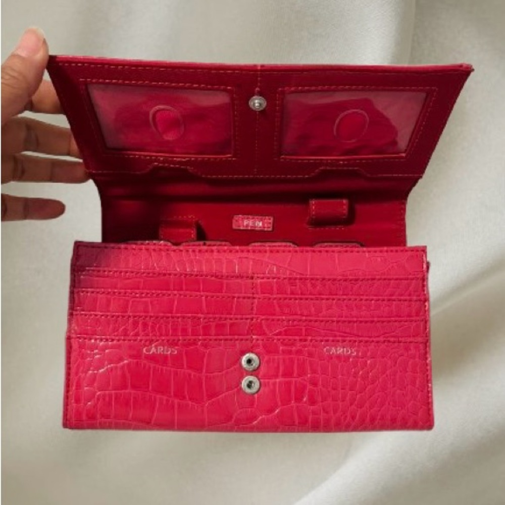 Liz Claiborne Red Crocodile-Embossed Wallet